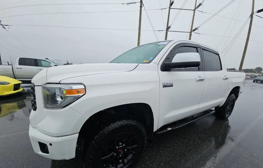 2020 TOYOTA TUNDRA PLATINUM CREW CAB SHORT BED