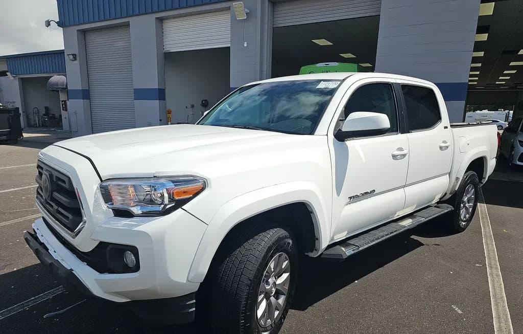 2018 TOYOTA TACOMA SR5 CREW CAB MEDIUM BED
