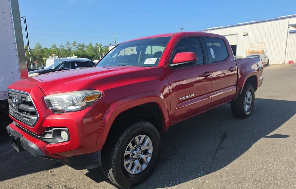 2017 TOYOTA TACOMA SR5 CREW CAB MEDIUM BED 2