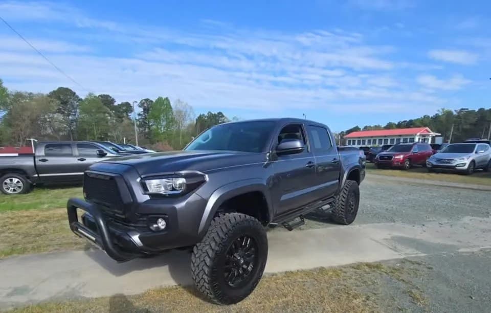 2018 TOYOTA TACOMA SR5 CREW CAB MEDIUM BED