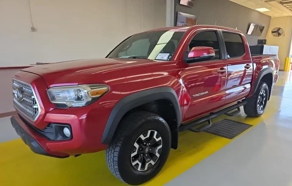 2017 TOYOTA TACOMA TRD OFF-ROAD CREW CAB MEDIUM BED
