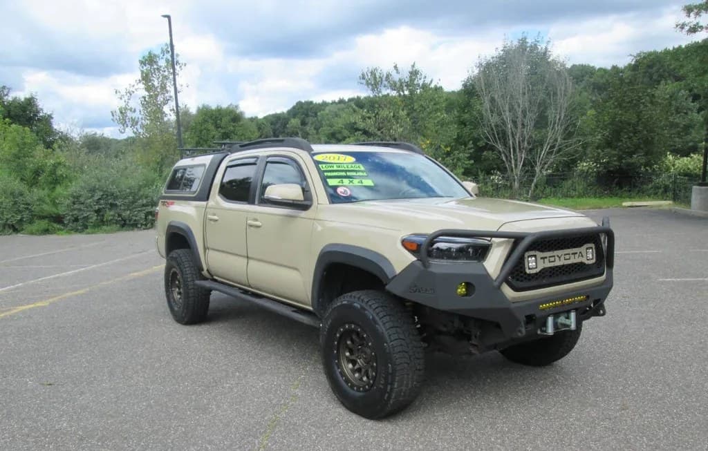 2017 TOYOTA TACOMA TRD OFF-ROAD CREW CAB MEDIUM BED