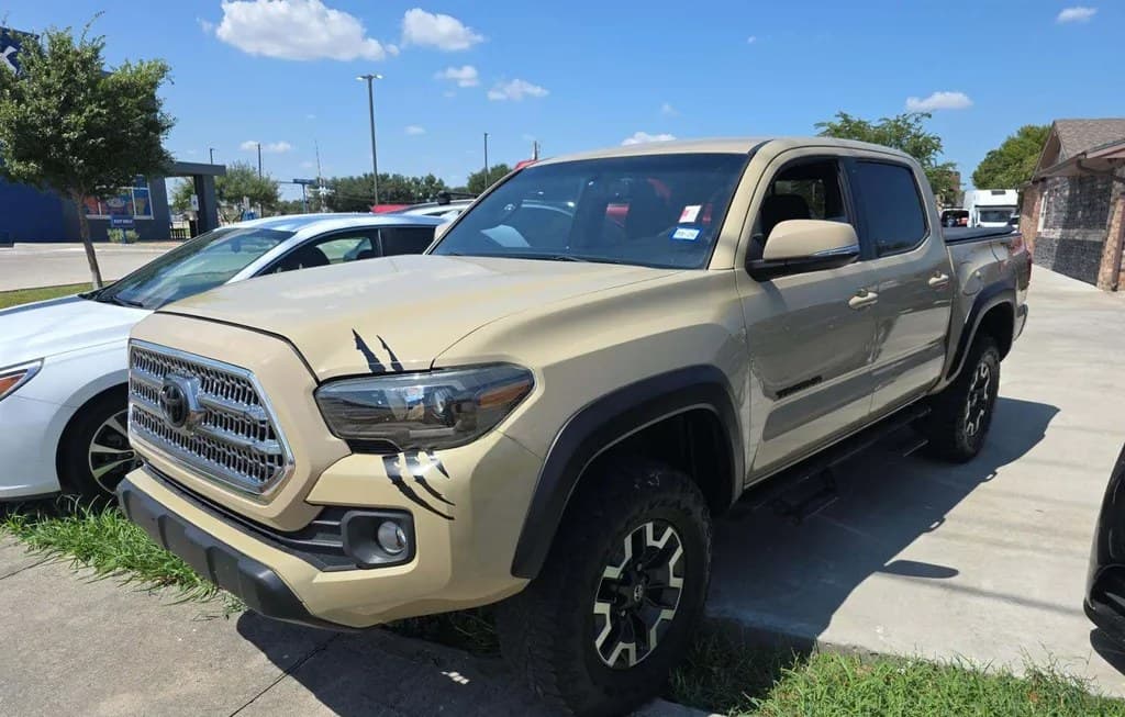 2017 TOYOTA TACOMA TRD OFF-ROAD CREW CAB MEDIUM BED