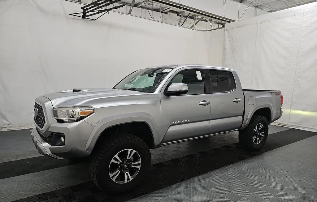 2018 TOYOTA TACOMA TRD SPORT CREW CAB MEDIUM BED