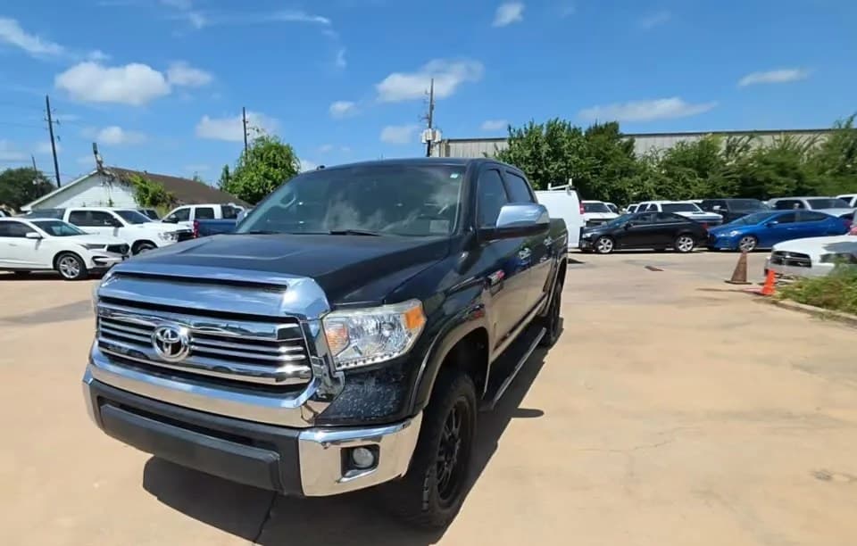 2017 TOYOTA TUNDRA SR5 CREW CAB SHORT BED