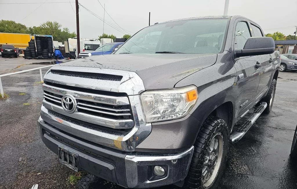 2017 TOYOTA TUNDRA SR5 CREW CAB SHORT BED