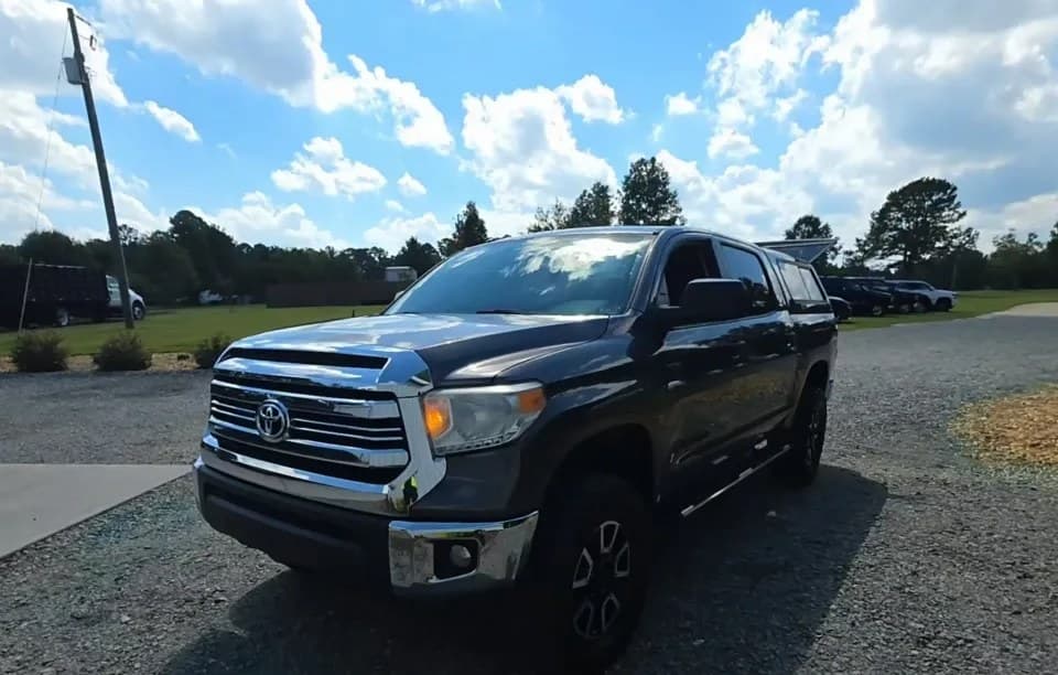 2017 TOYOTA TUNDRA SR5 CREW CAB SHORT BED