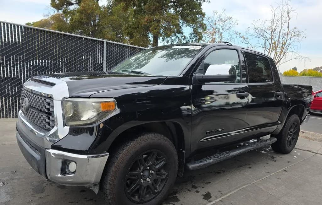 2018 TOYOTA TUNDRA SR5 CREW CAB SHORT BED
