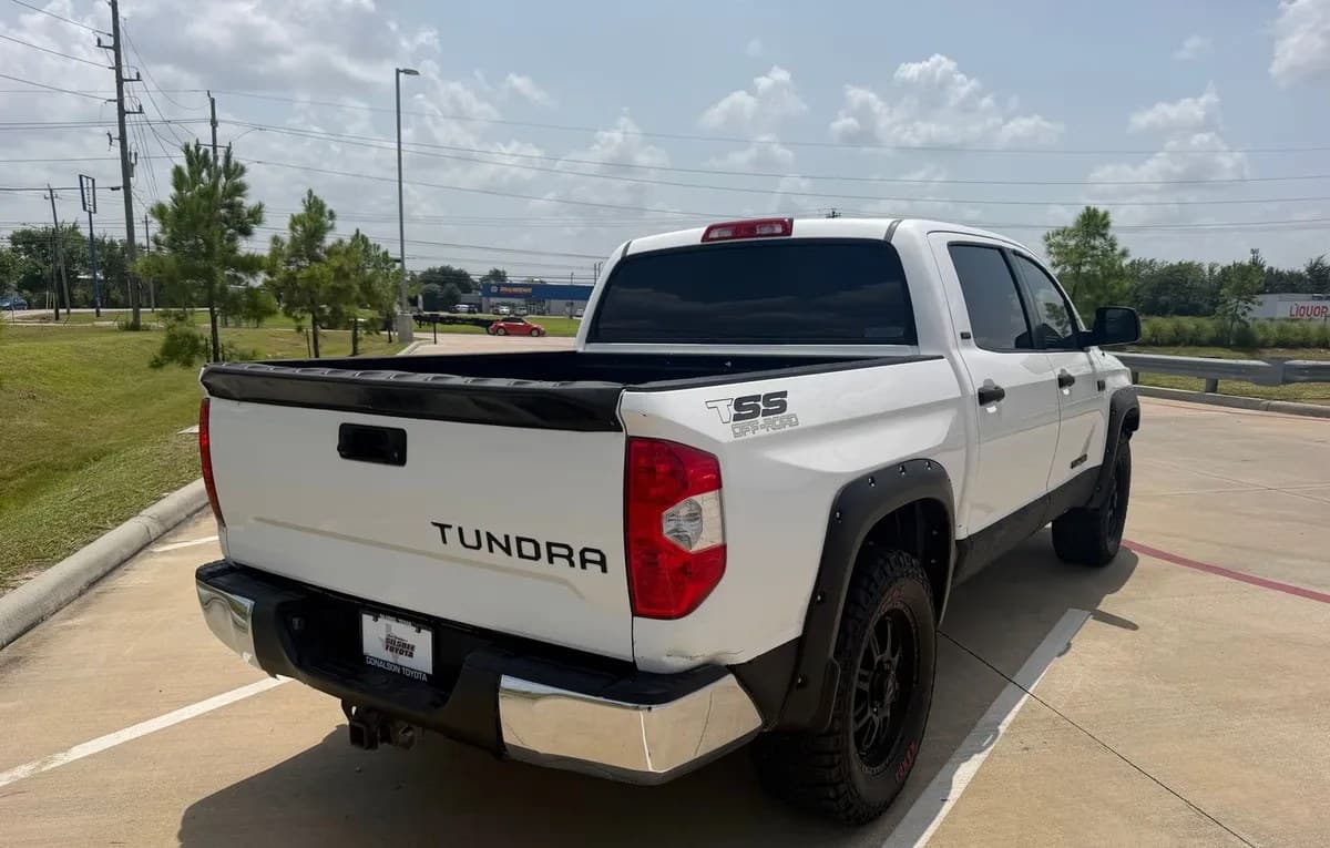 2017 TOYOTA TUNDRA SR5 CREW CAB SHORT BED 5