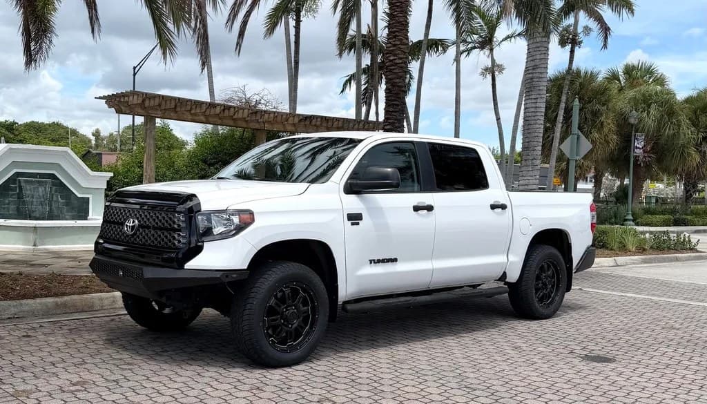 2017 TOYOTA TUNDRA SR5 CREW CAB SHORT BED