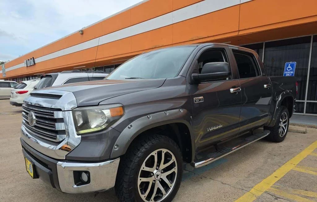2018 TOYOTA TUNDRA SR5 CREW CAB SHORT BED