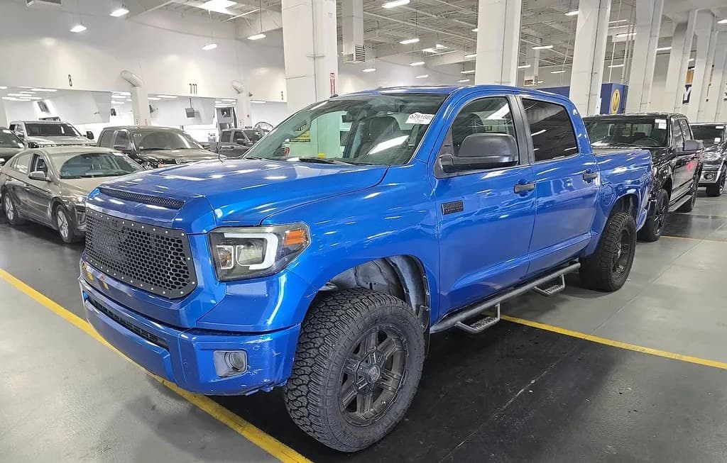 2017 TOYOTA TUNDRA PLATINUM CREW CAB SHORT BED