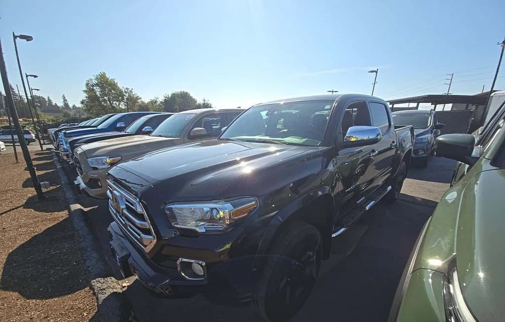 2019 TOYOTA TACOMA LIMITED CREW CAB MEDIUM BED