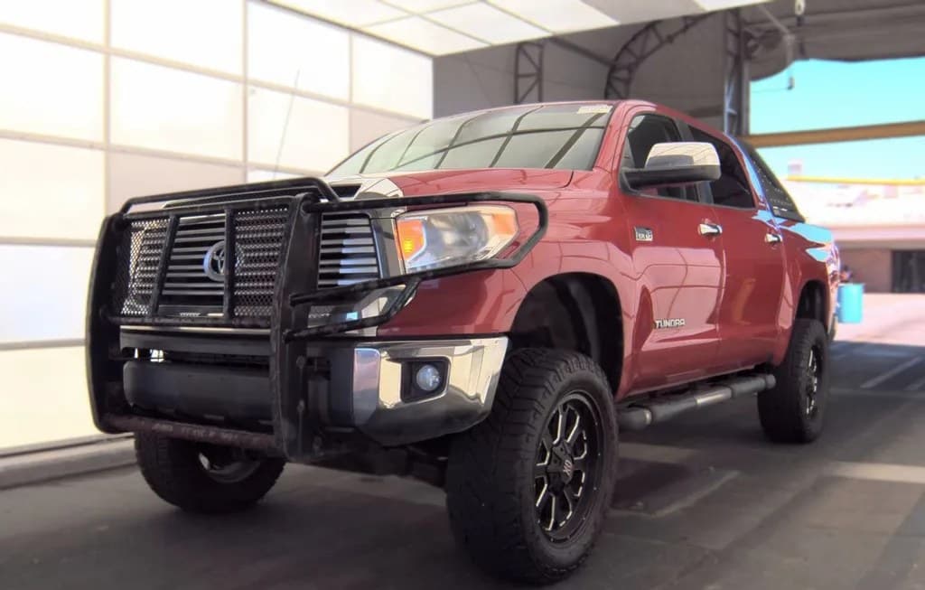 2017 TOYOTA TUNDRA LIMITED CREW CAB SHORT BED