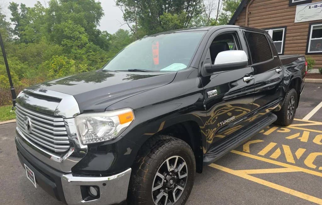 2017 TOYOTA TUNDRA LIMITED CREW CAB SHORT BED