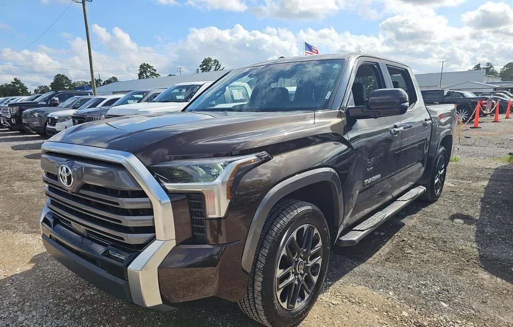 2023 TOYOTA TUNDRA LIMITED CREW CAB SHORT BED