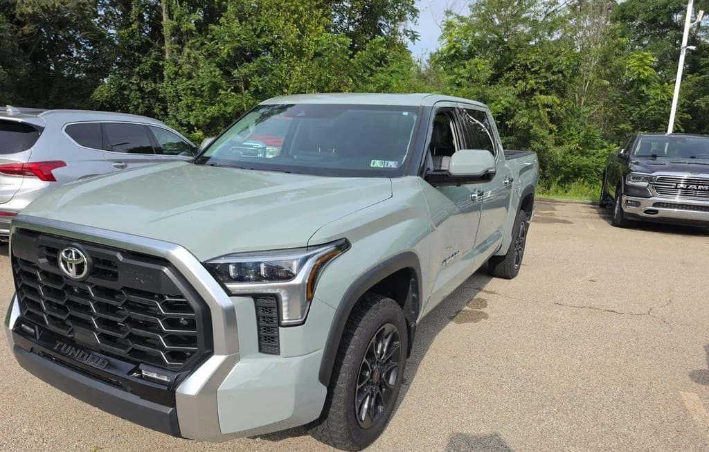 2023 TOYOTA TUNDRA LIMITED CREW CAB SHORT BED