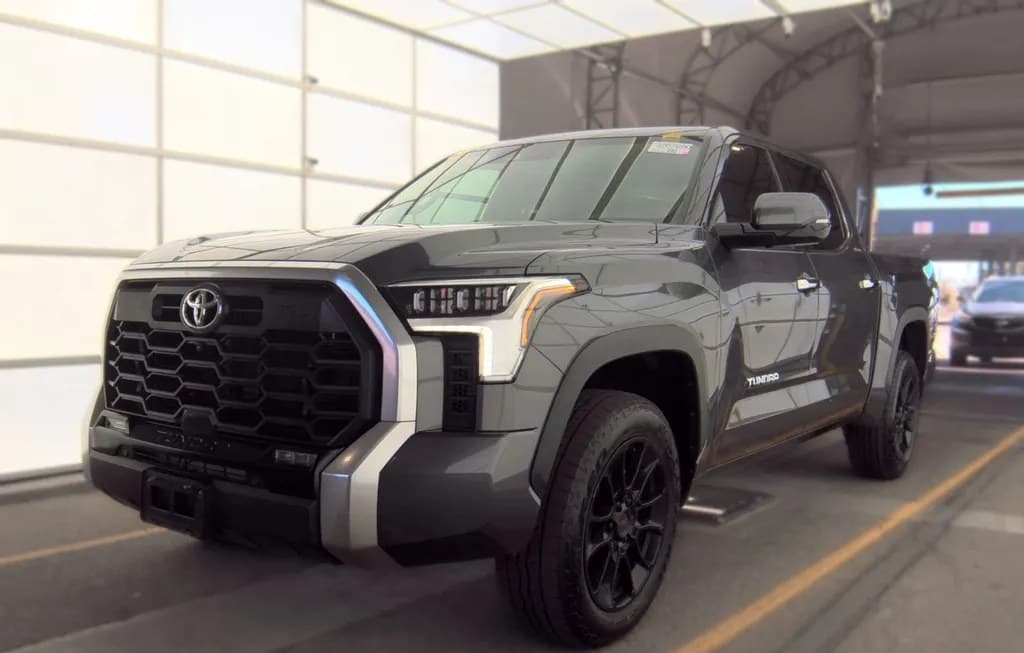 2023 TOYOTA TUNDRA LIMITED CREW CAB SHORT BED
