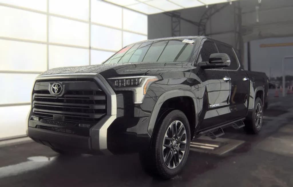 2023 TOYOTA TUNDRA LIMITED CREW CAB SHORT BED