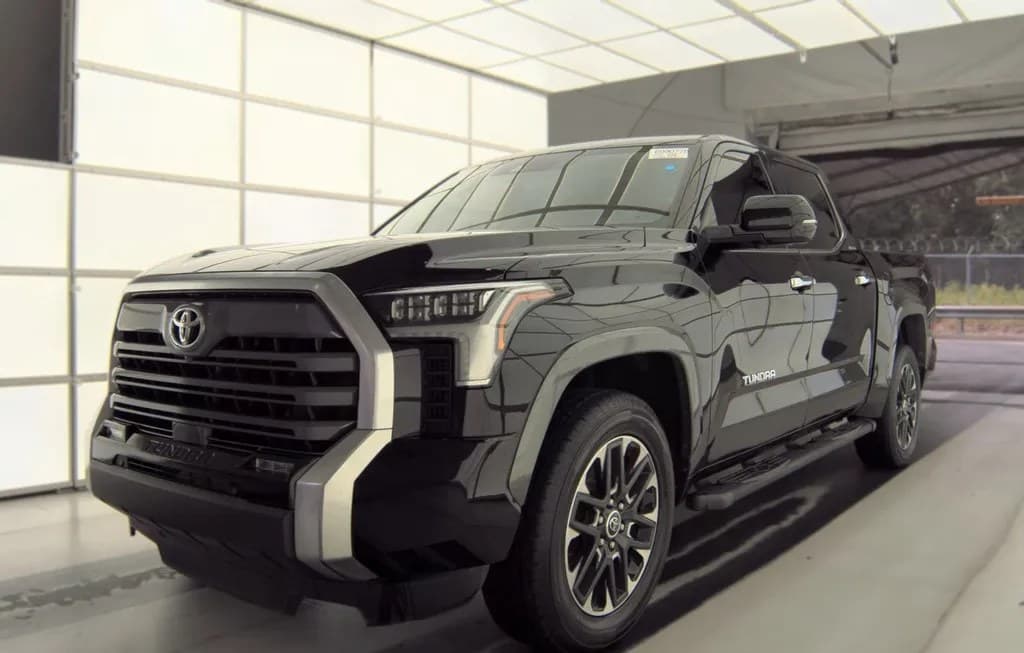2023 TOYOTA TUNDRA LIMITED CREW CAB SHORT BED