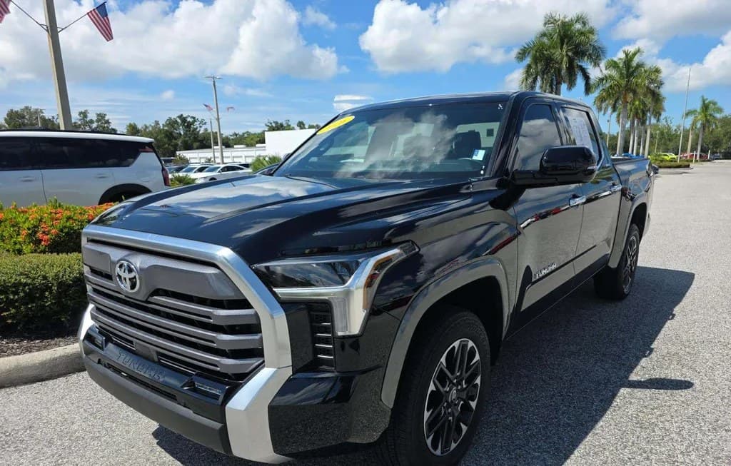 2026 TOYOTA TUNDRA LIMITED CREW CAB SHORT BED