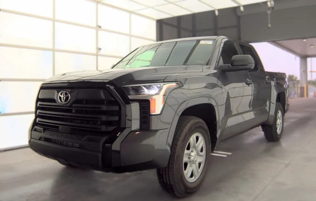 2025 TOYOTA TUNDRA SR CREW CAB SHORT BED