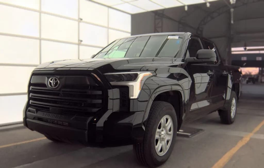 2025 TOYOTA TUNDRA SR CREW CAB SHORT BED