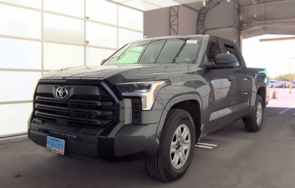 2025 TOYOTA TUNDRA SR CREW CAB SHORT BED