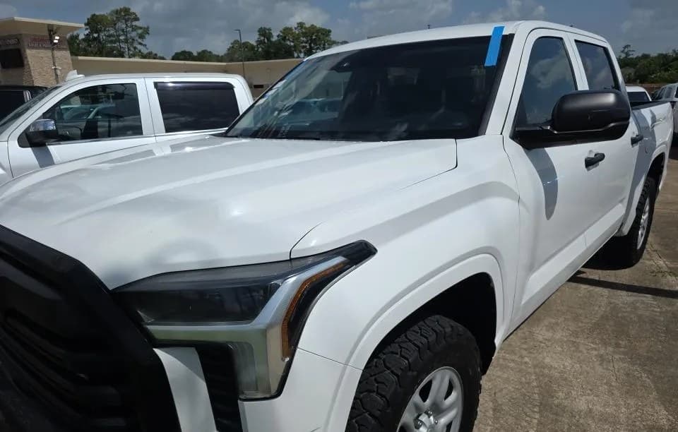 2023 TOYOTA TUNDRA SR CREW CAB SHORT BED