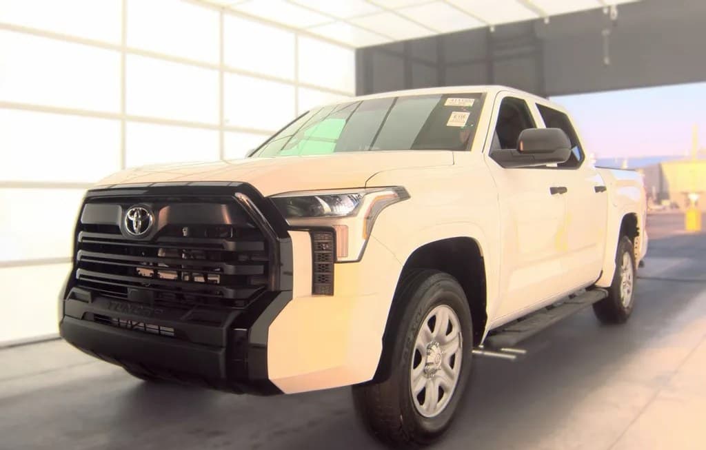 2024 TOYOTA TUNDRA SR CREW CAB SHORT BED