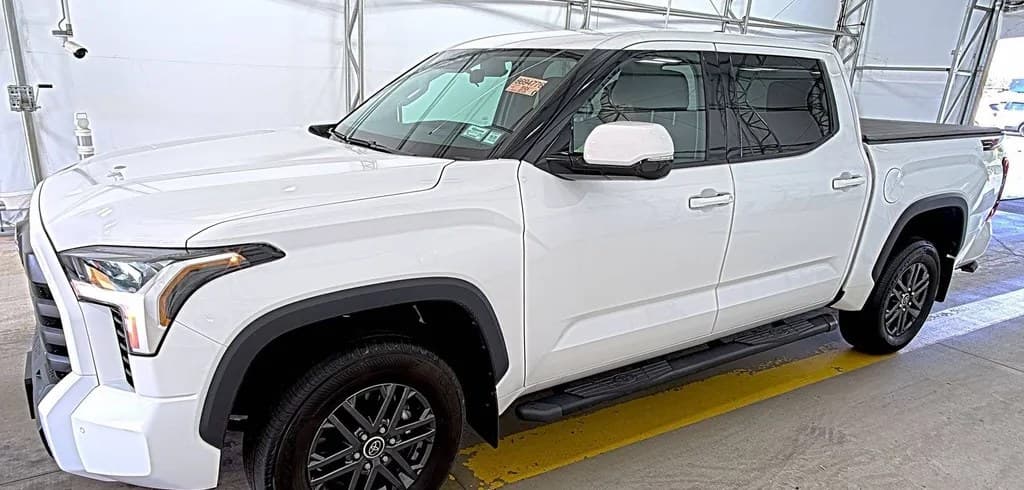 2023 TOYOTA TUNDRA SR5 CREW CAB SHORT BED