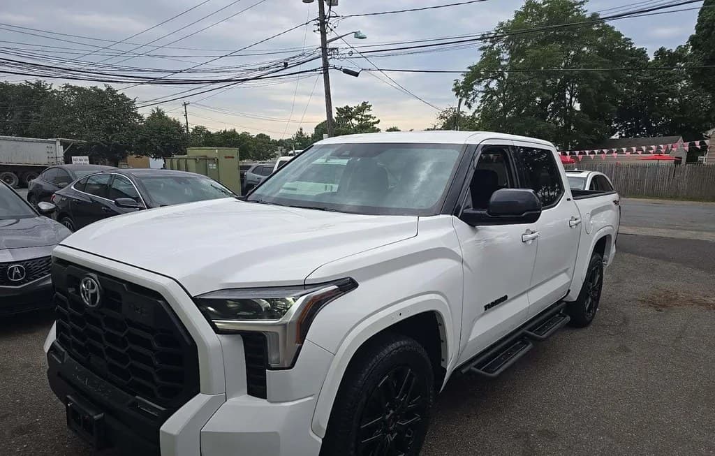 2023 TOYOTA TUNDRA SR5 CREW CAB SHORT BED