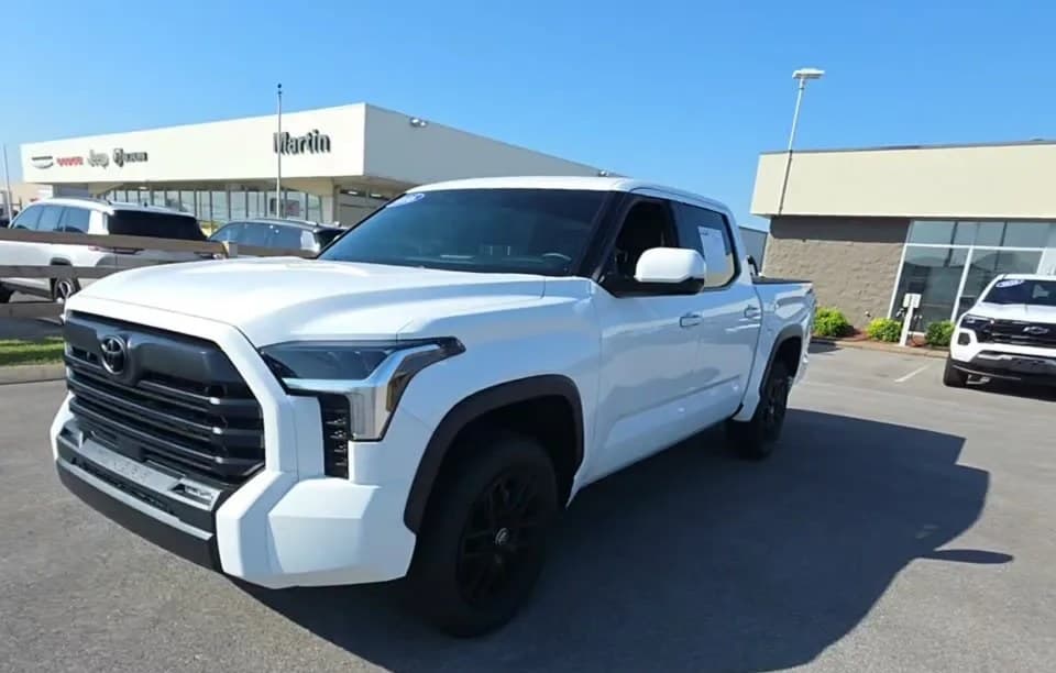 2026 TOYOTA TUNDRA SR5 CREW CAB SHORT BED