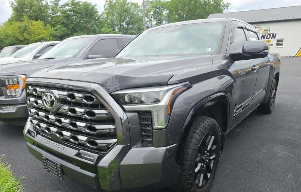 2022 TOYOTA TUNDRA PLATINUM CREW CAB SHORT BED