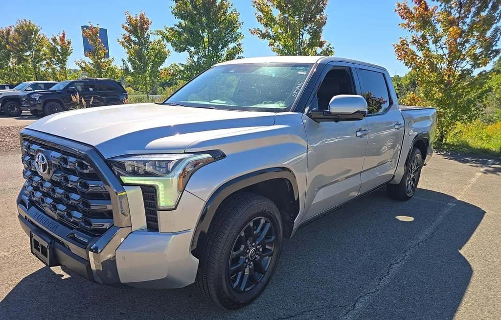 2022 TOYOTA TUNDRA PLATINUM CREW CAB SHORT BED