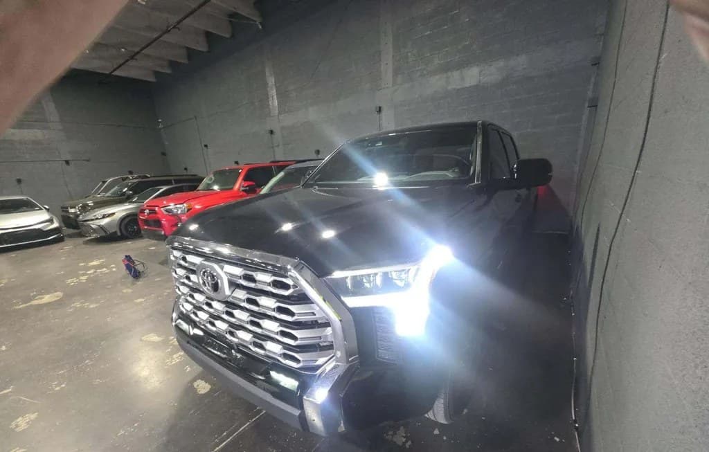 2023 TOYOTA TUNDRA PLATINUM CREW CAB MEDIUM BED