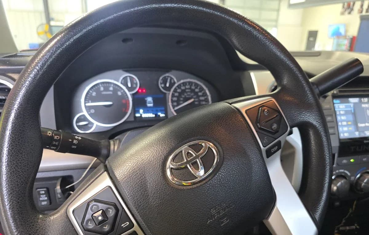 2017 TOYOTA TUNDRA SR5 EXTENDED CAB MEDIUM BED 7