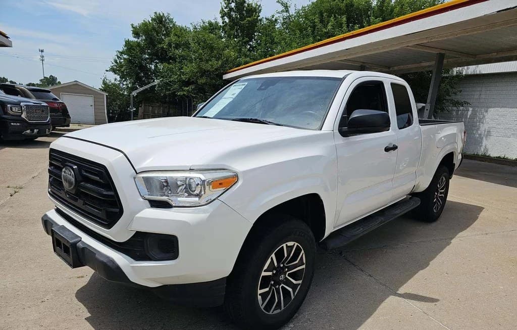 2019 TOYOTA TACOMA SR EXTENDED CAB LONG BED W/REAR DOORS