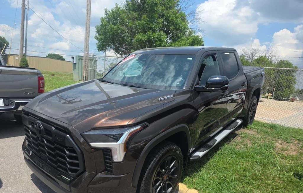 2025 TOYOTA TUNDRA I-FORCE MAX LIMITED CREW CAB SHORT BED