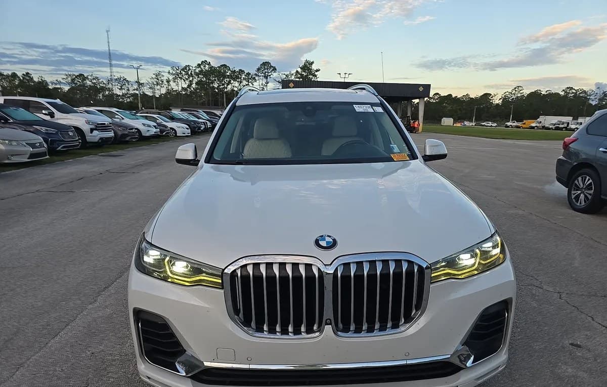2020 BMW X7 xDrive40i 3