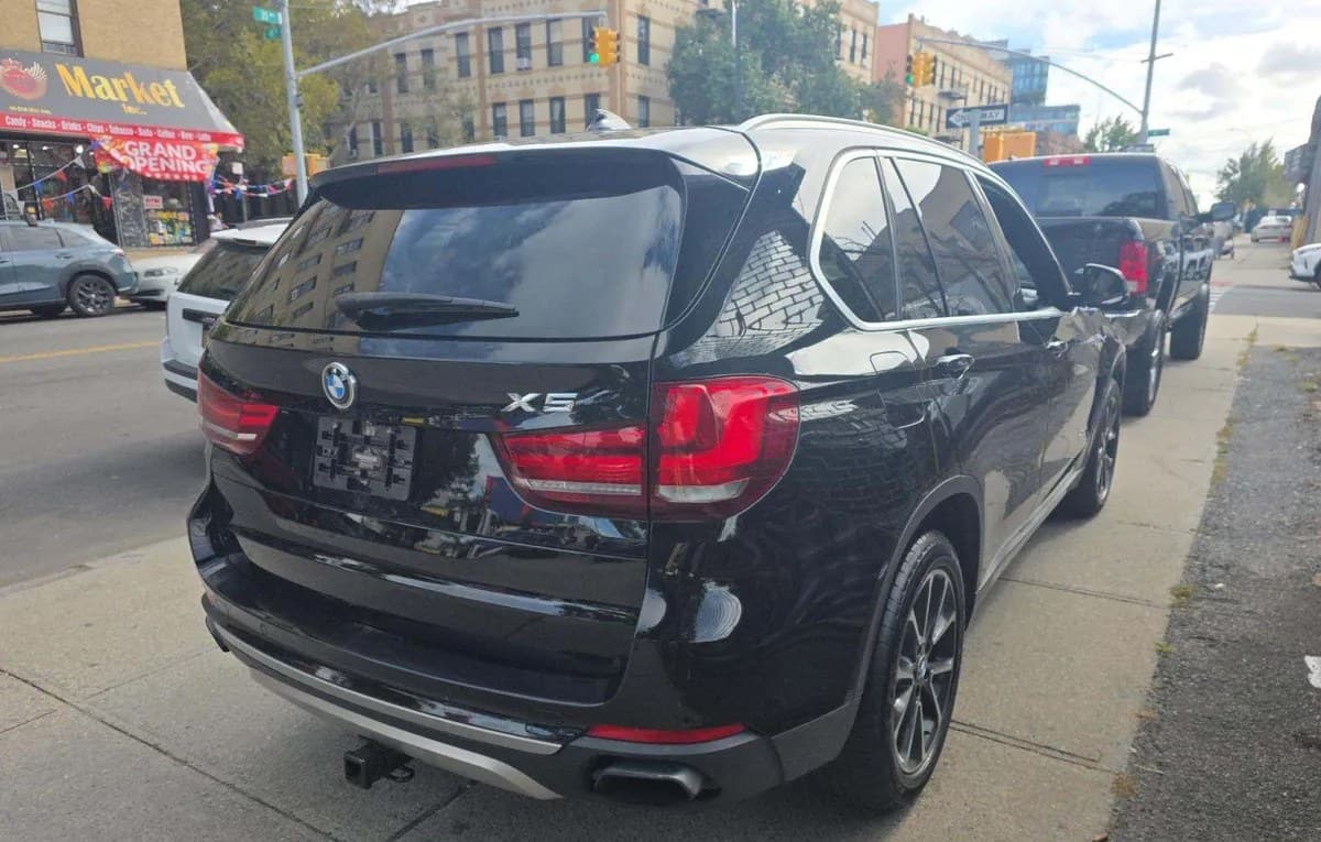 2017 BMW X5 xDrive50i 4