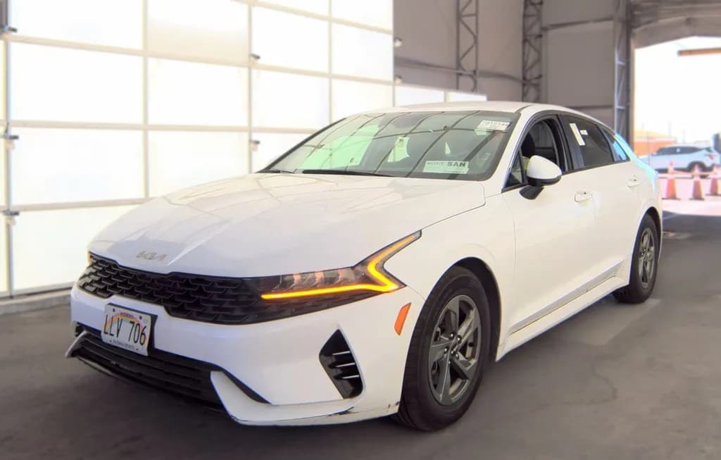 2022 KIA K5 LXS