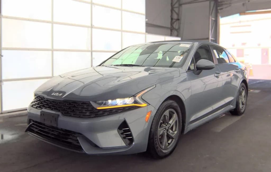 2022 KIA K5 LXS