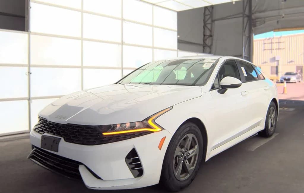 2023 KIA K5 LXS