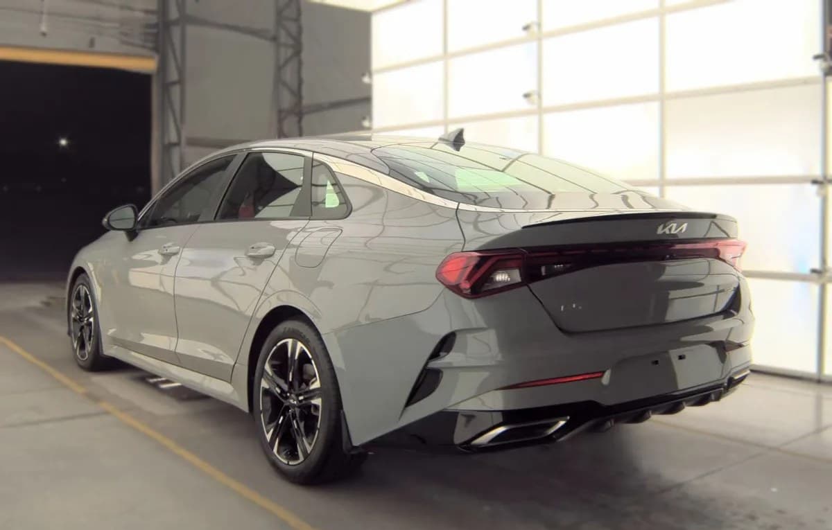 2023 KIA K5 GT-Line 5