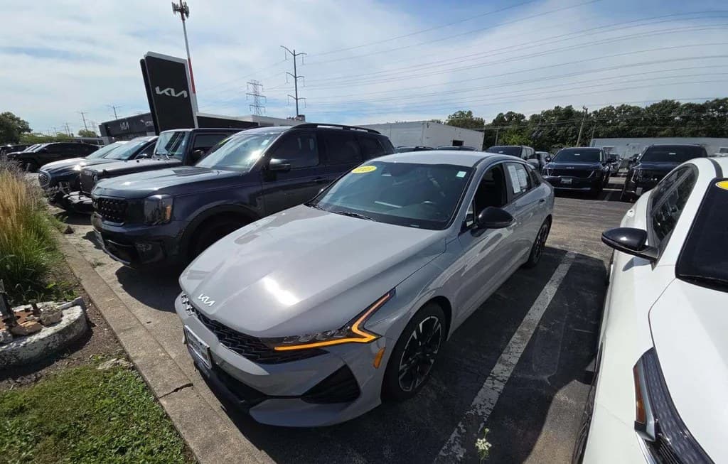 2023 KIA K5 GT-LINE