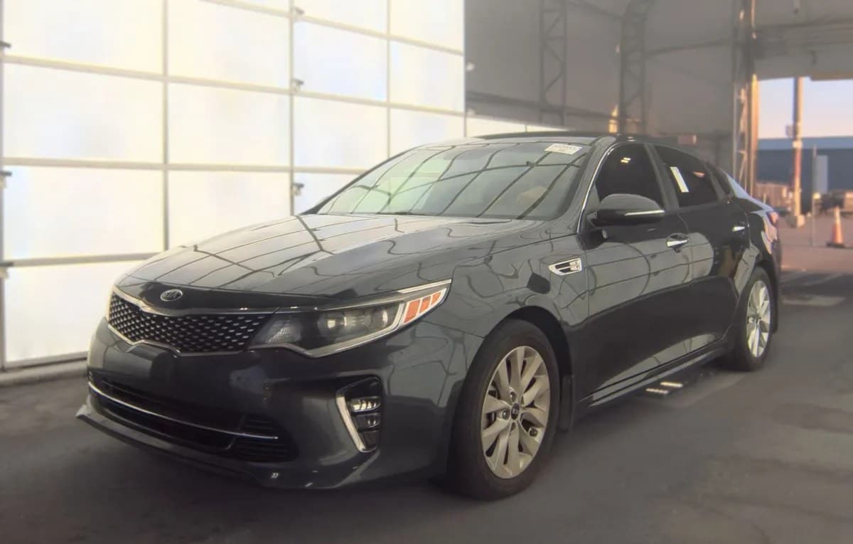 2018 KIA OPTIMA S 2