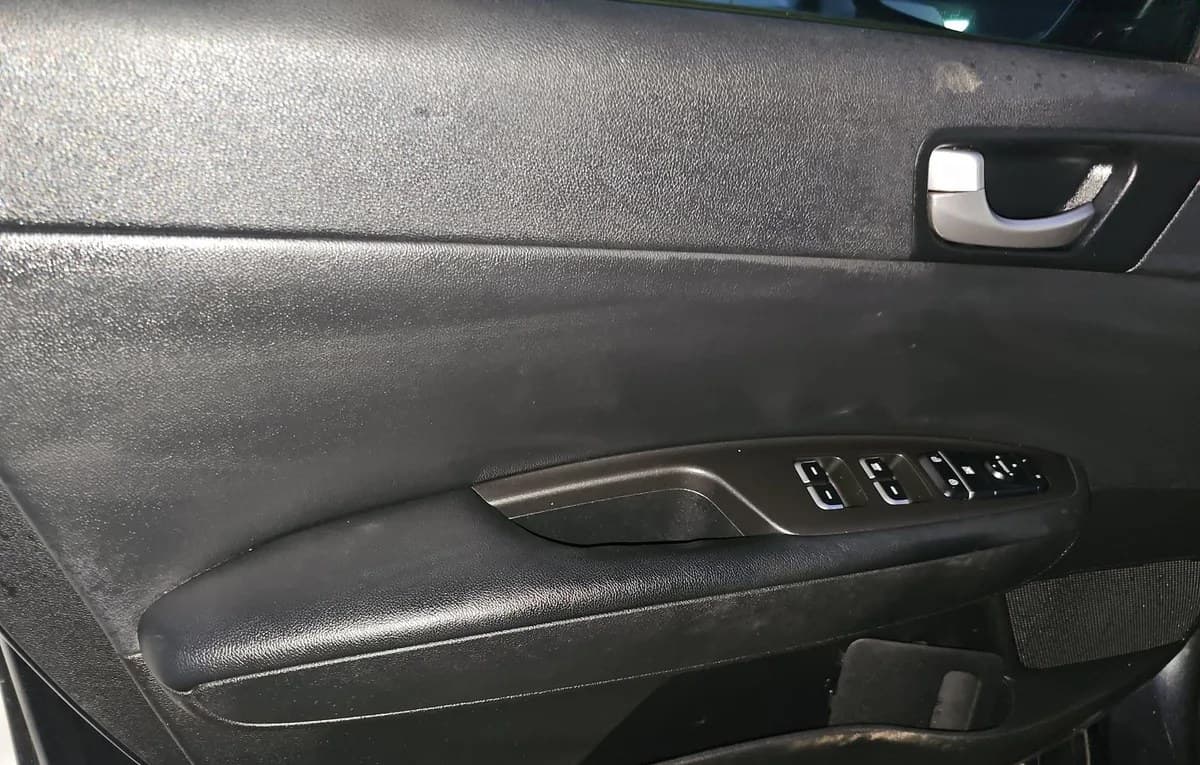 2018 KIA OPTIMA S 6