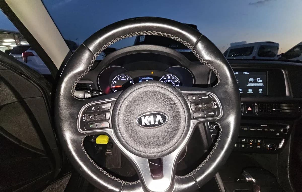 2018 KIA OPTIMA S 7