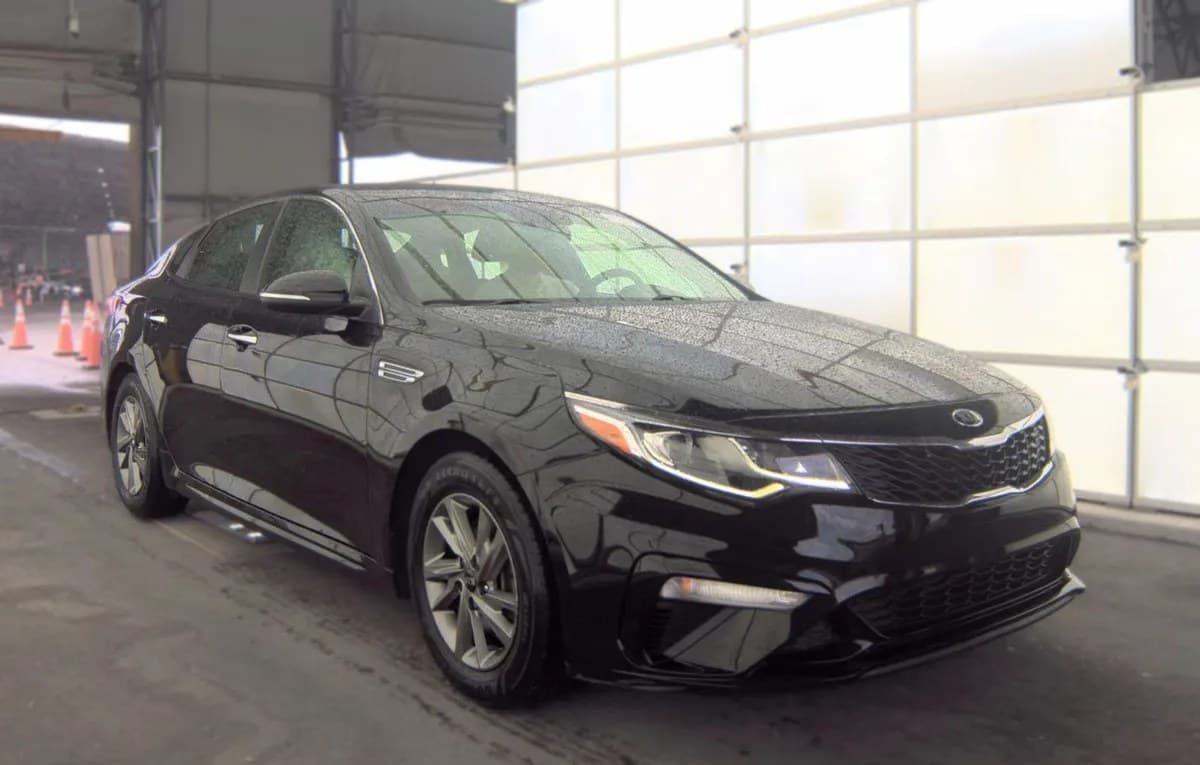 2019 KIA OPTIMA LX 4
